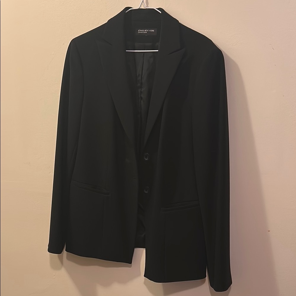 Jones New York Black Sport Coat with Notched Lapel
